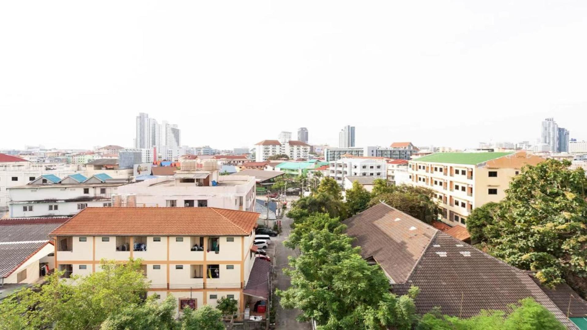 Pattaya City Center Residence K Bagian luar foto