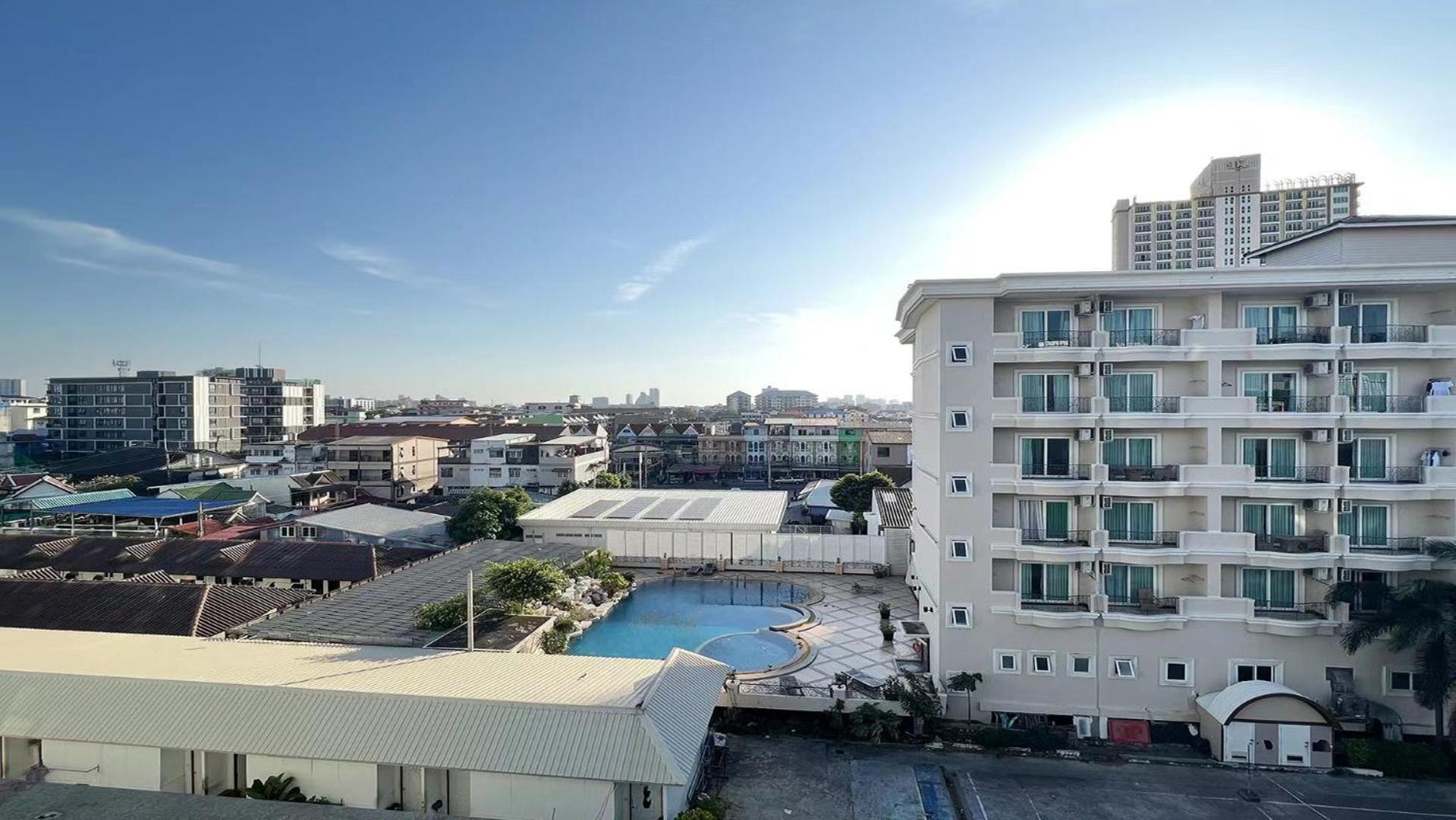 Pattaya City Center Residence K Bagian luar foto