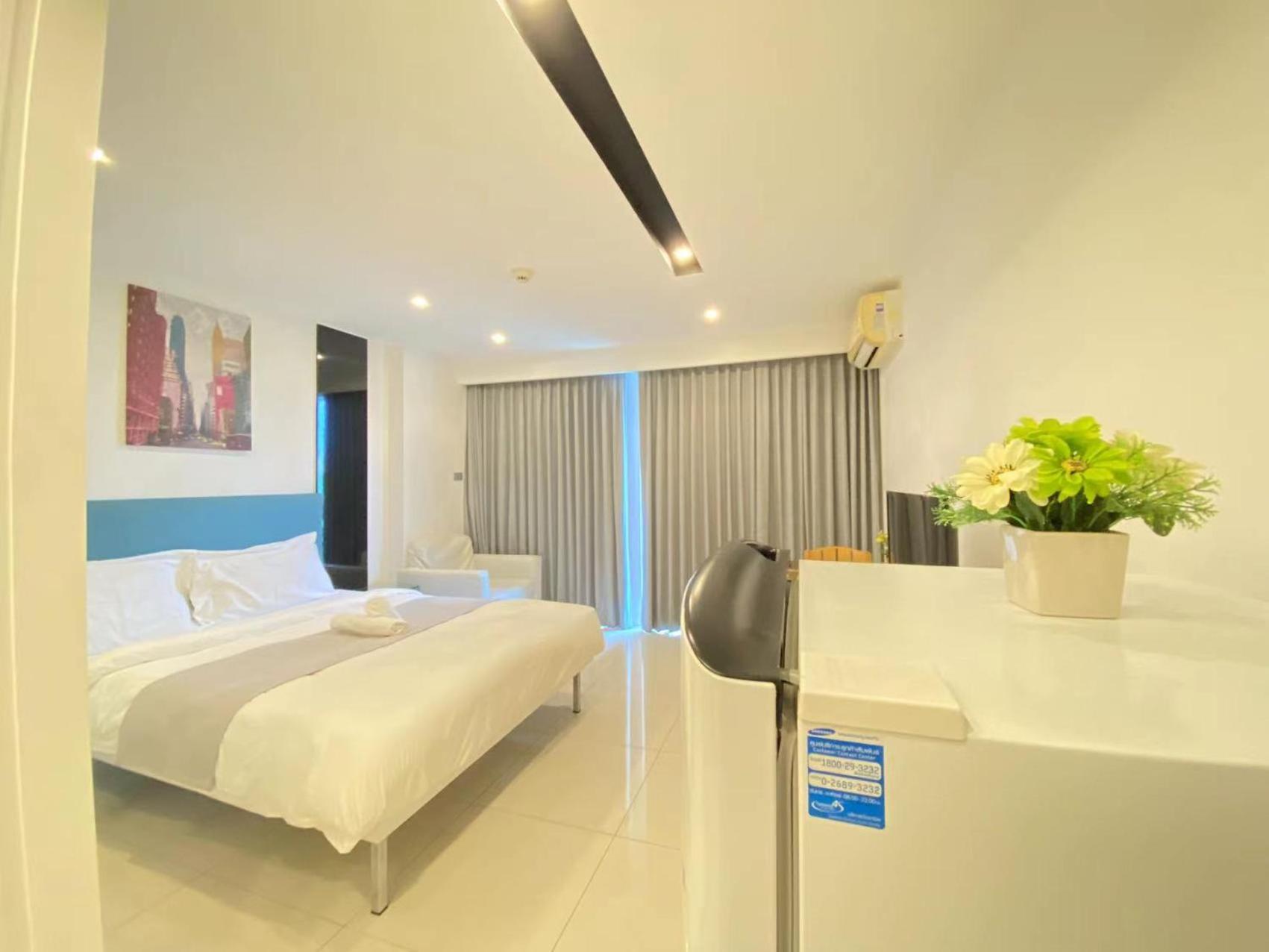 Pattaya City Center Residence K Bagian luar foto