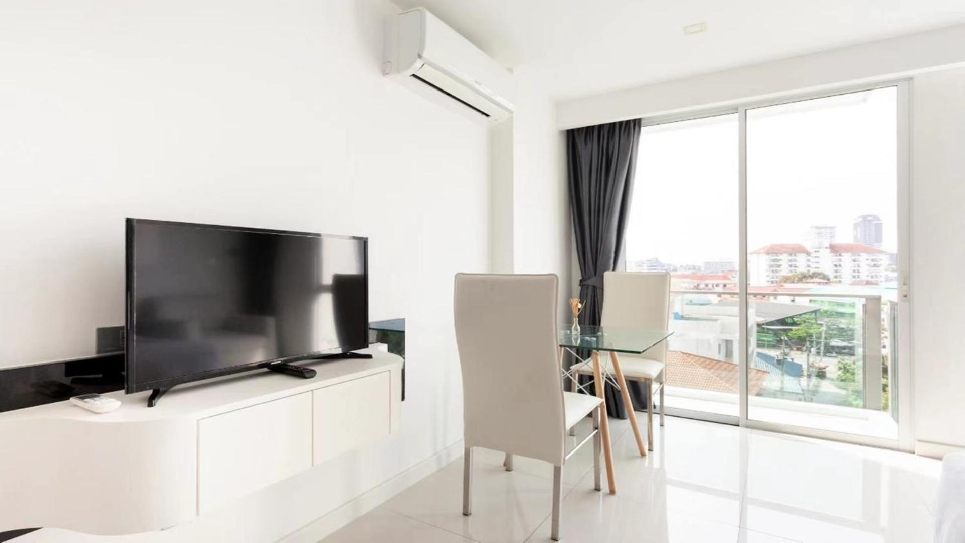 Pattaya City Center Residence K Bagian luar foto