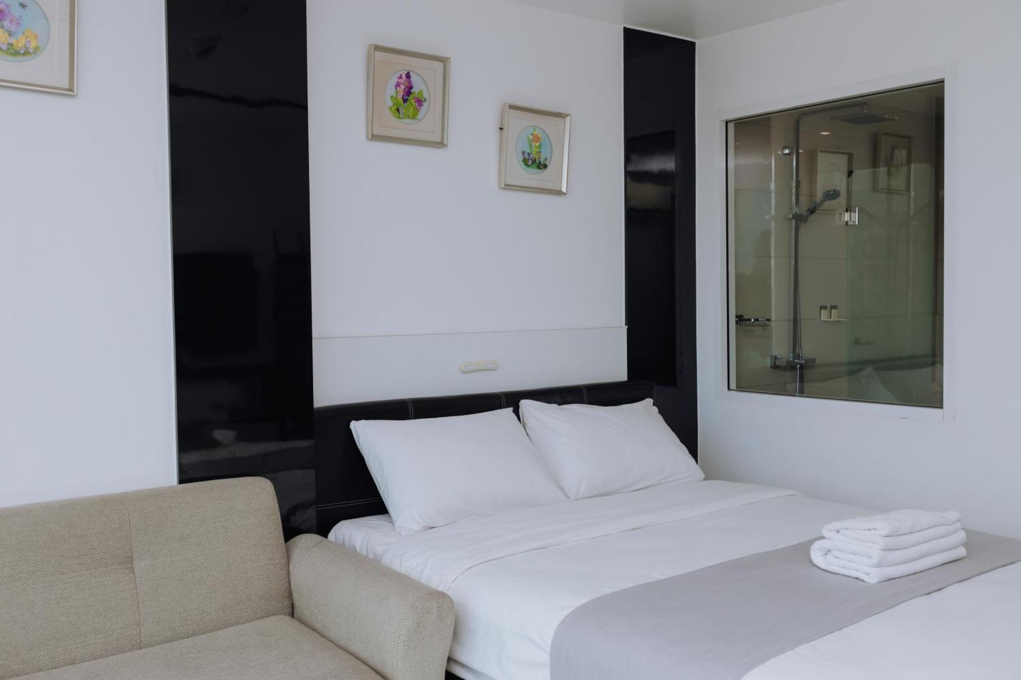 Pattaya City Center Residence K Bagian luar foto