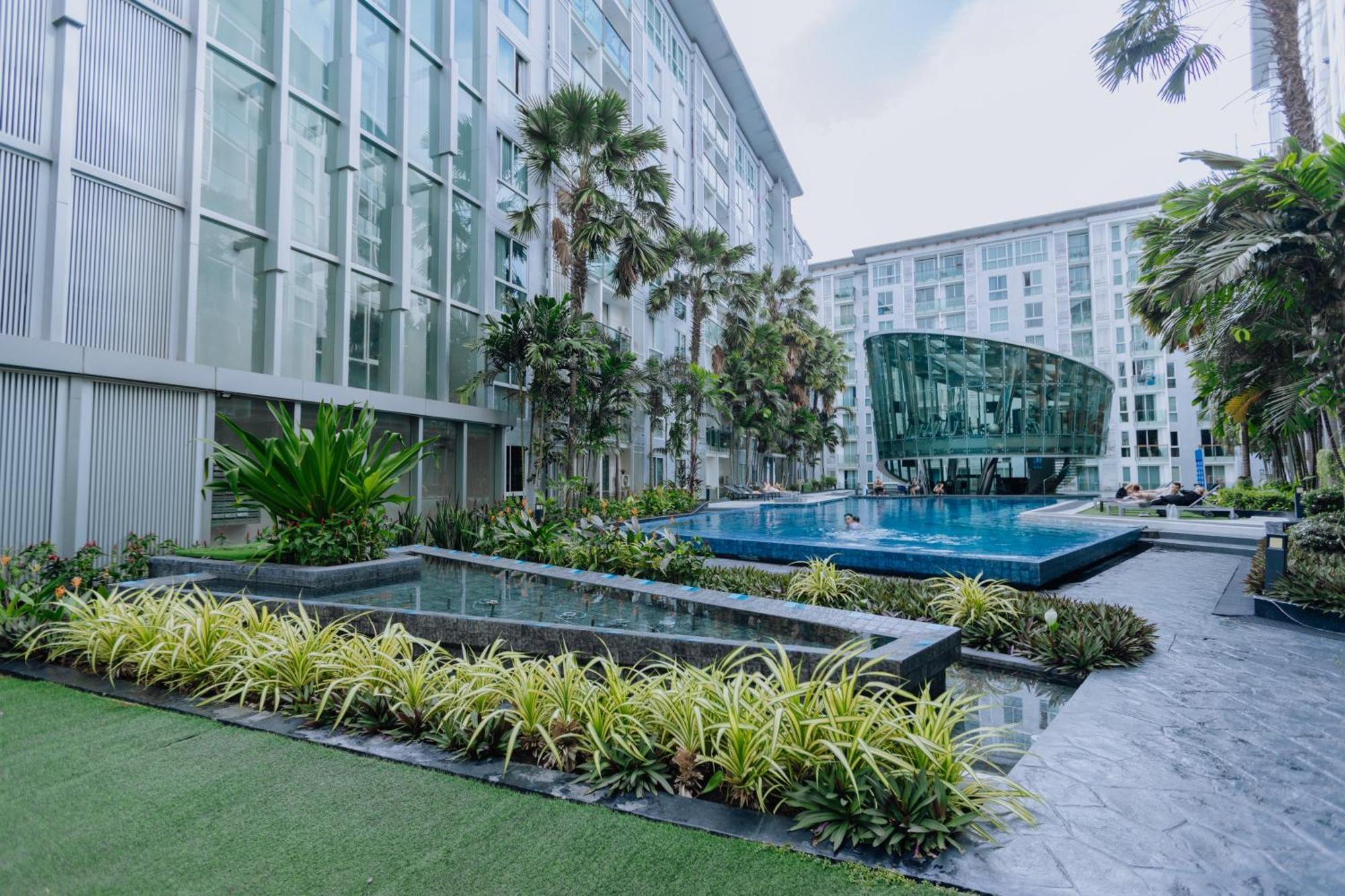 Pattaya City Center Residence K Bagian luar foto